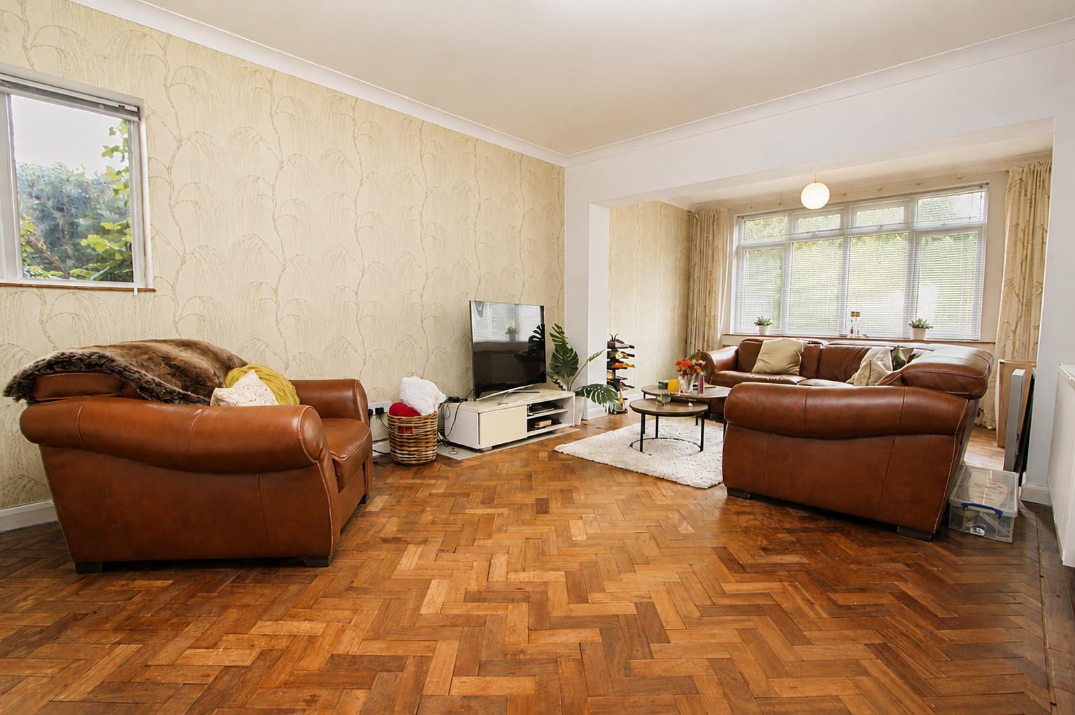 4 bed property in Stanley Park Road, Wallington